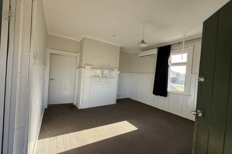 Photo of property in 163 Cornfoot Street, Castlecliff, Whanganui, 4501
