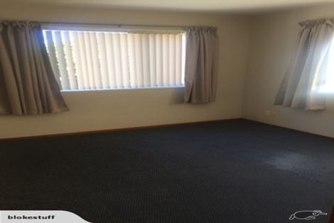 Photo of property in 8 Angela Street, Upper Riccarton, Christchurch, 8041