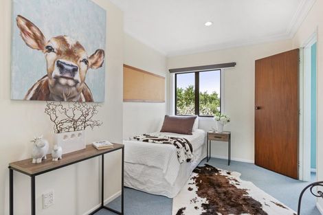 Photo of property in 32 Grosvenor Street, Cambridge, 3434