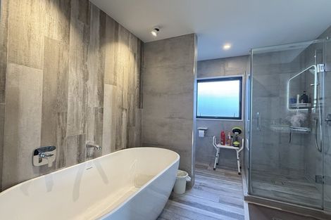 Photo of property in 14b Mackay Drive, Greenhithe, Auckland, 0632