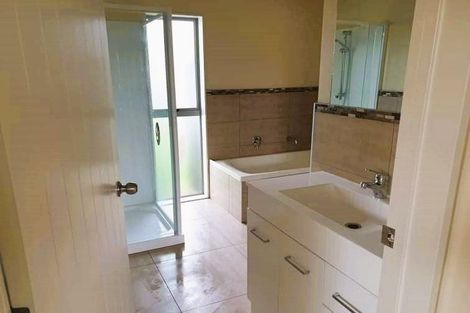 Photo of property in 42 Kokako Rise, Papakura, 2110