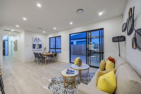 Photo of property in 30 Babina Avenue, Kumeu, 0810
