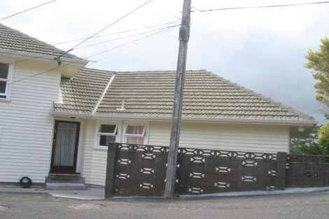 Photo of property in 28 Collier Avenue, Karori, Wellington, 6012