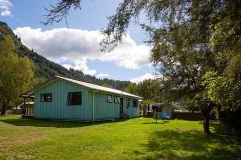Photo of property in 137 Wakamarina Road, Canvastown, Havelock, 7178