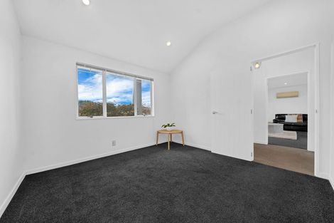 Photo of property in 10 Sapperton Drive, Henderson, Auckland, 0612
