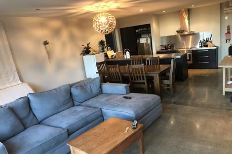 Photo of property in 59u1 Mortimer Terrace, Brooklyn, Wellington, 6021