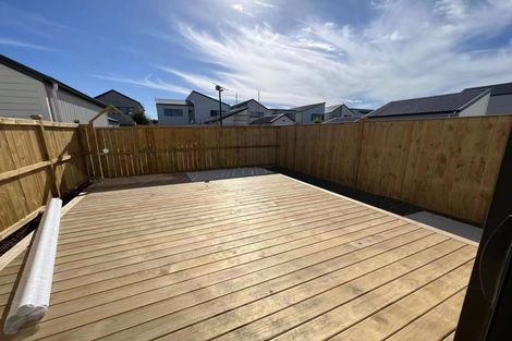 Photo of property in 45 Kairakau Street, Papakura, 2110