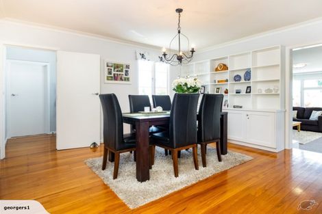 Photo of property in 18a Simla Avenue, Havelock North, 4130