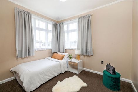 Photo of property in 375 Yaldhurst Road, Russley, Christchurch, 8042