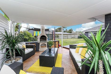 Photo of property in 3 Keene Drive, Bell Block, New Plymouth, 4312