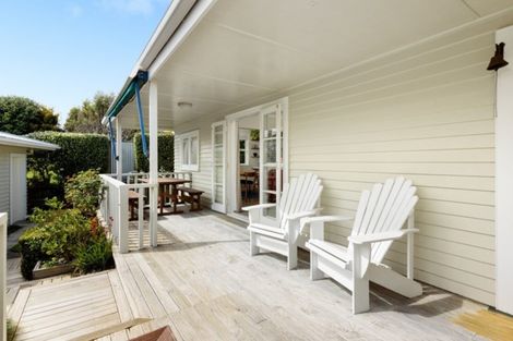 Photo of property in 212 Ngatai Road, Otumoetai, Tauranga, 3110