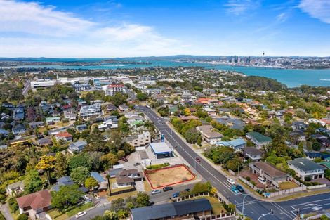 Photo of property in 1b Glenwood Avenue, Birkenhead, Auckland, 0626