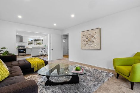 Photo of property in 118 Aorangi Road, Bryndwr, Christchurch, 8053
