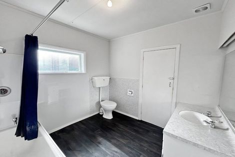 Photo of property in 79 Heretaunga Street, Palmerston North, 4414