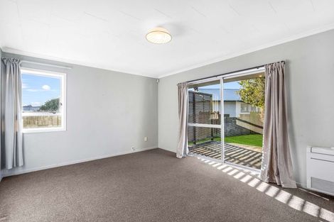 Photo of property in 44 Avon Road, Clifton, Invercargill, 9812