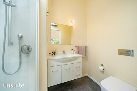 Photo of property in 22a Chatsworth Road, Silverstream, Upper Hutt, 5019