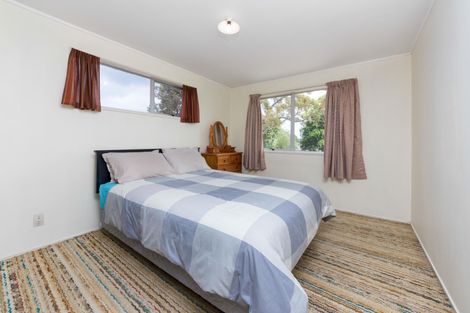 Photo of property in 18 St Catherine Crescent, West Harbour, Auckland, 0618