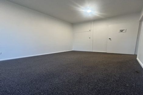 Photo of property in 316 Memorial Avenue, Burnside, Christchurch, 8053