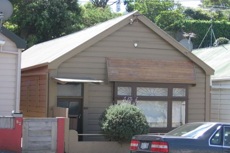 Photo of property in 50 Rolleston Street, Mount Cook, Wellington, 6021