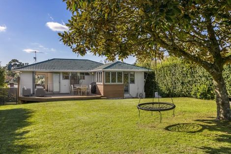 Photo of property in 17 Noall Street, Te Atatu Peninsula, Auckland, 0610