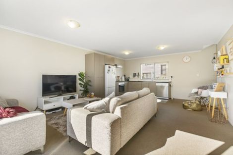 Photo of property in St Claire Village, 70/172 Mcleod Road, Te Atatu South, Auckland, 0610