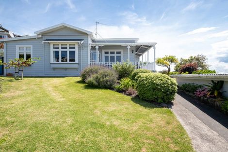 Photo of property in 8 Goldsmith Terrace, Hospital Hill, Napier, 4110