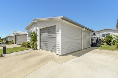 Photo of property in 214/11 Kamahi Crescent, Papamoa Beach, Papamoa, 3118