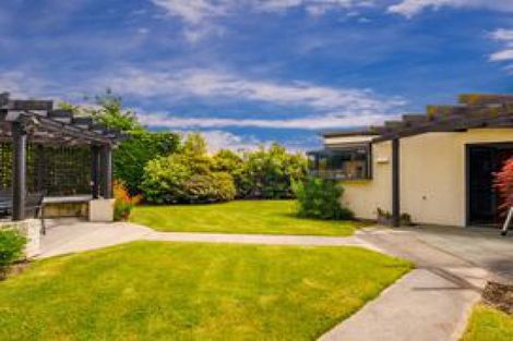Photo of property in 8 Cherry Court, Wanaka, 9305
