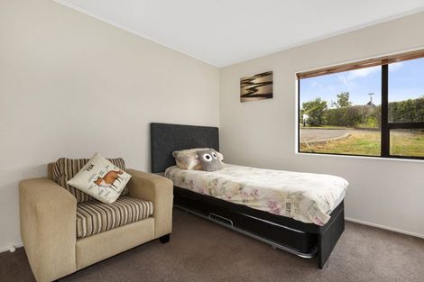 Photo of property in 45 The Crowsnest, Whitby, Porirua, 5024