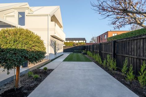 Photo of property in 76 Wai-iti Terrace, Bryndwr, Christchurch, 8052