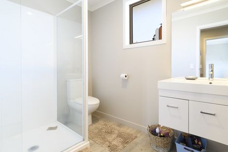 Photo of property in 42 Harding Drive, Papamoa Beach, Papamoa, 3118