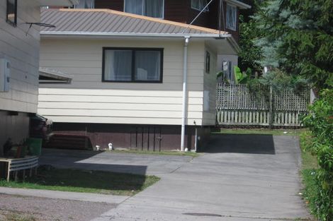 Photo of property in 1/137 Spinella Drive, Bayview, Auckland, 0629