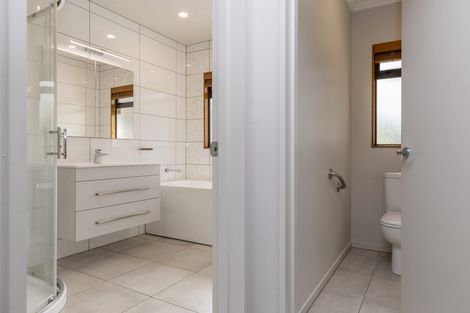 Photo of property in 27 Ventoux Way, Nukuhau, Taupo, 3330