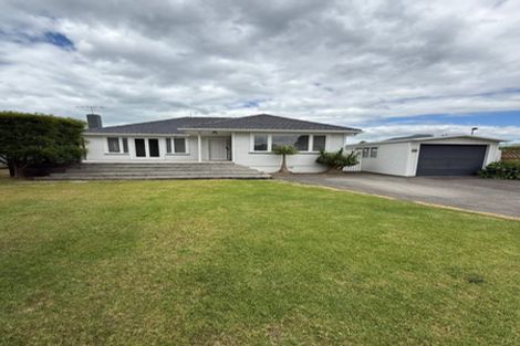 Photo of property in 1/48 Shakespeare Road, Milford, Auckland, 0620
