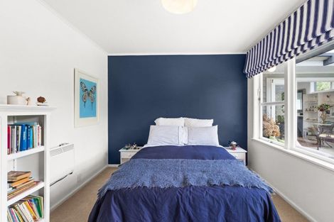 Photo of property in 17 Brookvale Road, Havelock North, 4130