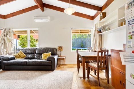 Photo of property in 5 Crystal Avenue, Glendene, Auckland, 0602