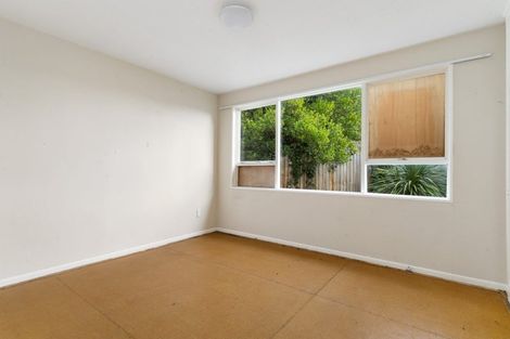 Photo of property in 22 Besant Place, Avondale, Christchurch, 8061