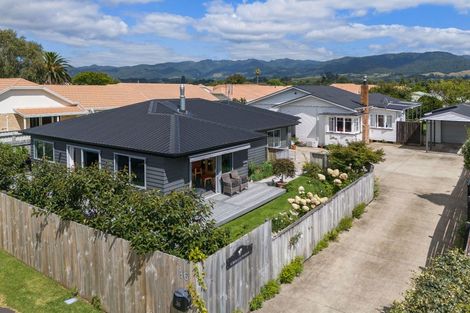 Photo of property in 36 Park Road, Katikati, 3129