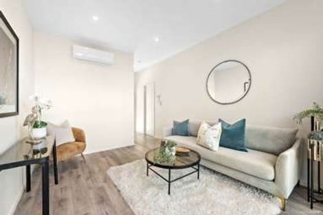 Photo of property in 5/60 Kelman Road, Kelston, Auckland, 0602