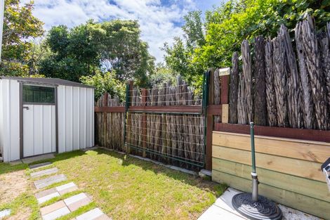 Photo of property in 2/3 Park Road, Paraparaumu Beach, Paraparaumu, 5032