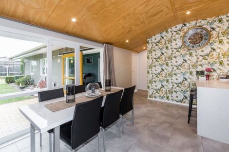 Photo of property in 9 Harpham Street, Taradale, Napier, 4112