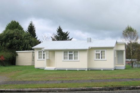 Photo of property in 32 Esk Crescent, Tokoroa, 3420