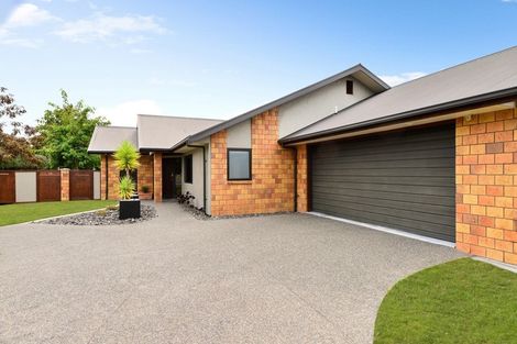 Photo of property in 6 Milbrook Place, Chartwell, Hamilton, 3210
