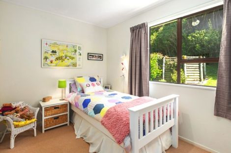 Photo of property in 14 Longitude Place, Whitby, Porirua, 5024