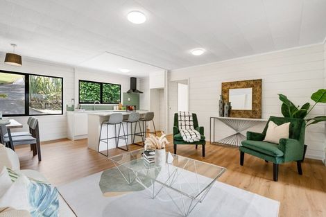 Photo of property in 2/15 Pemberton Avenue, Bayview, Auckland, 0629