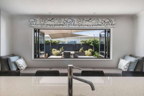 Photo of property in 134 Oriental Parade, Papamoa Beach, Papamoa, 3118