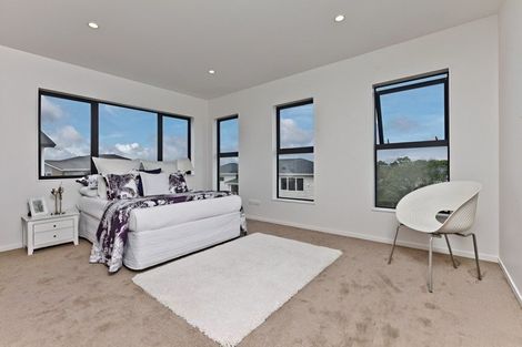 Photo of property in 18 Spyglass Street, Red Beach, 0932