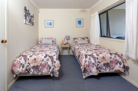 Photo of property in 20a Moray Place, Whiritoa, Whangamata, 3691