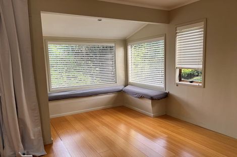 Photo of property in 15 Sunnynook Road, Forrest Hill, Auckland, 0620