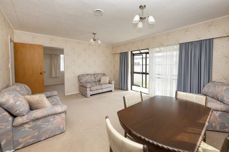 Photo of property in 2/151 Carrington Street, Lower Vogeltown, New Plymouth, 4310